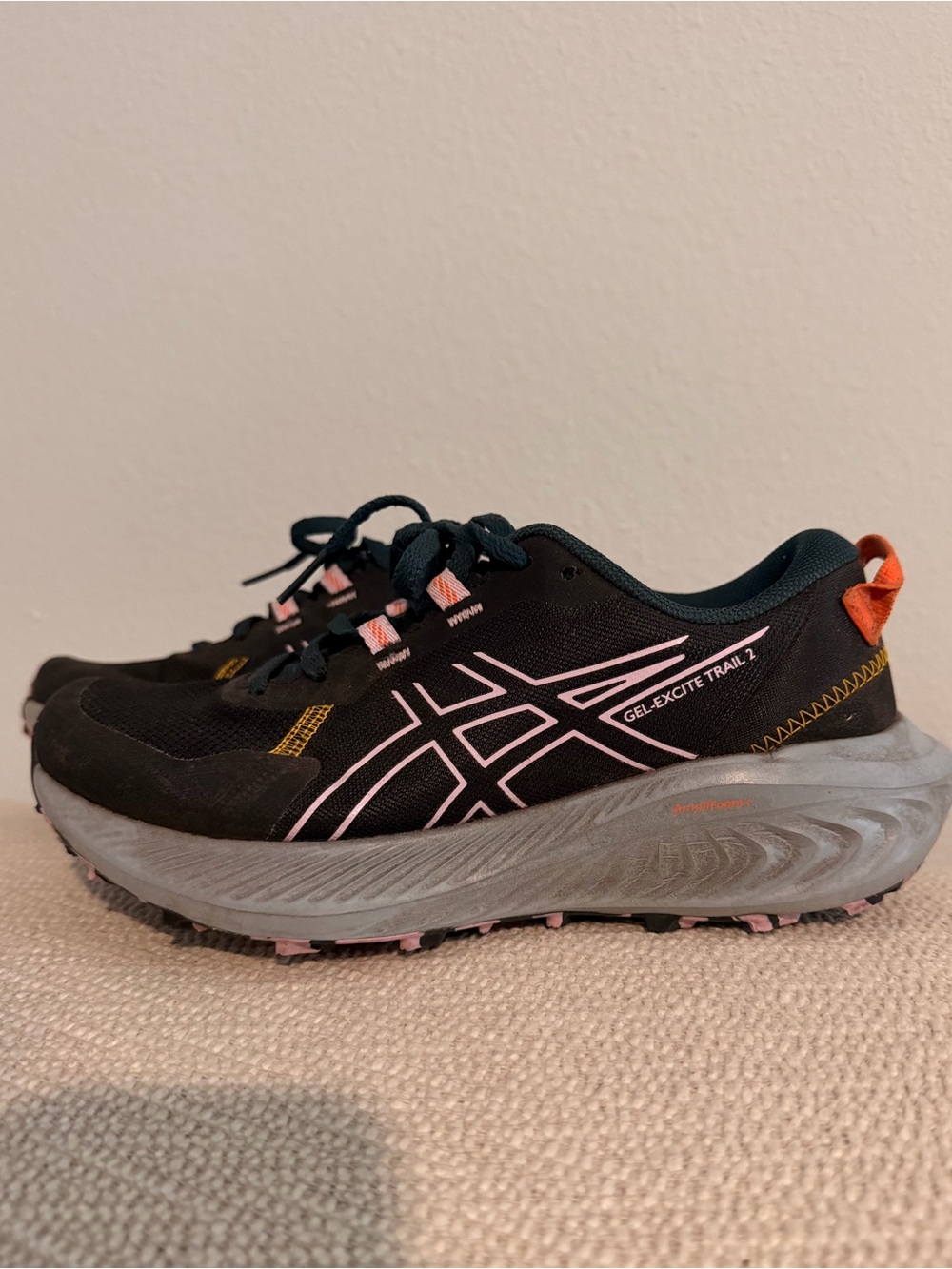 ASICS Black Trail Running Shoes